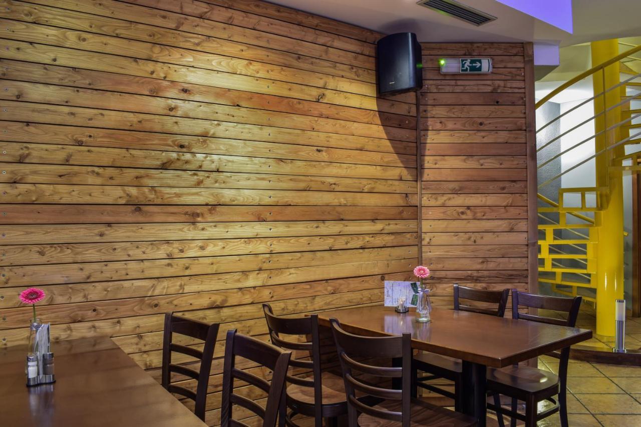 Hotel La Rosa ฟรีเดก-มีสเตก ภายนอก รูปภาพ