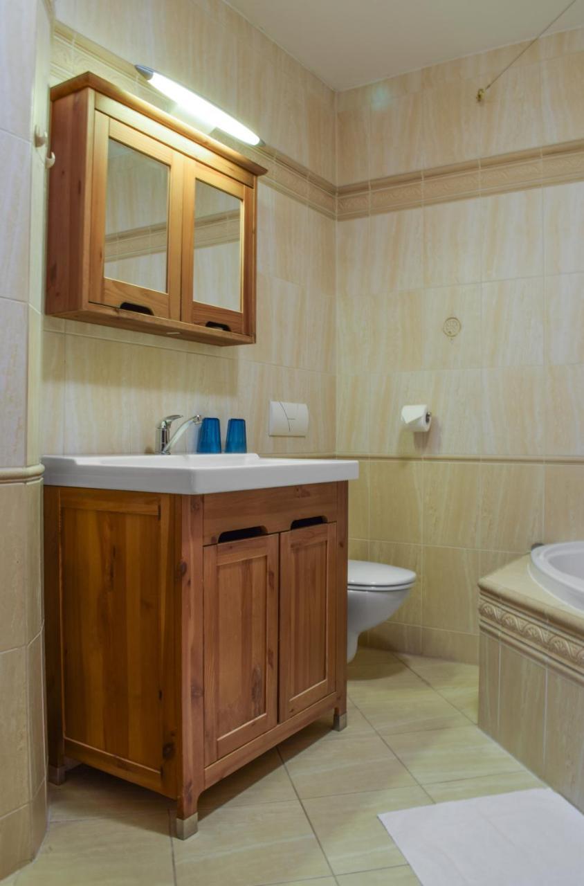 Hotel La Rosa ฟรีเดก-มีสเตก ภายนอก รูปภาพ