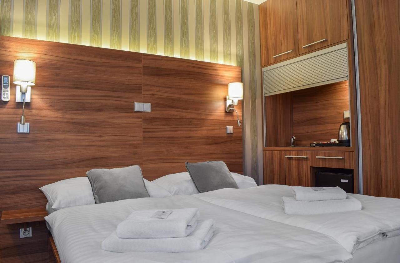 Hotel La Rosa ฟรีเดก-มีสเตก ภายนอก รูปภาพ